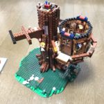 LEGOツリーハウス(21318)組み立て7~8 まずは1つ目の部屋。生活感あるのがいい!