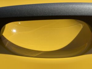 慣れれば簡単。595のドアハンドル部のプロテクションフィルムを交換